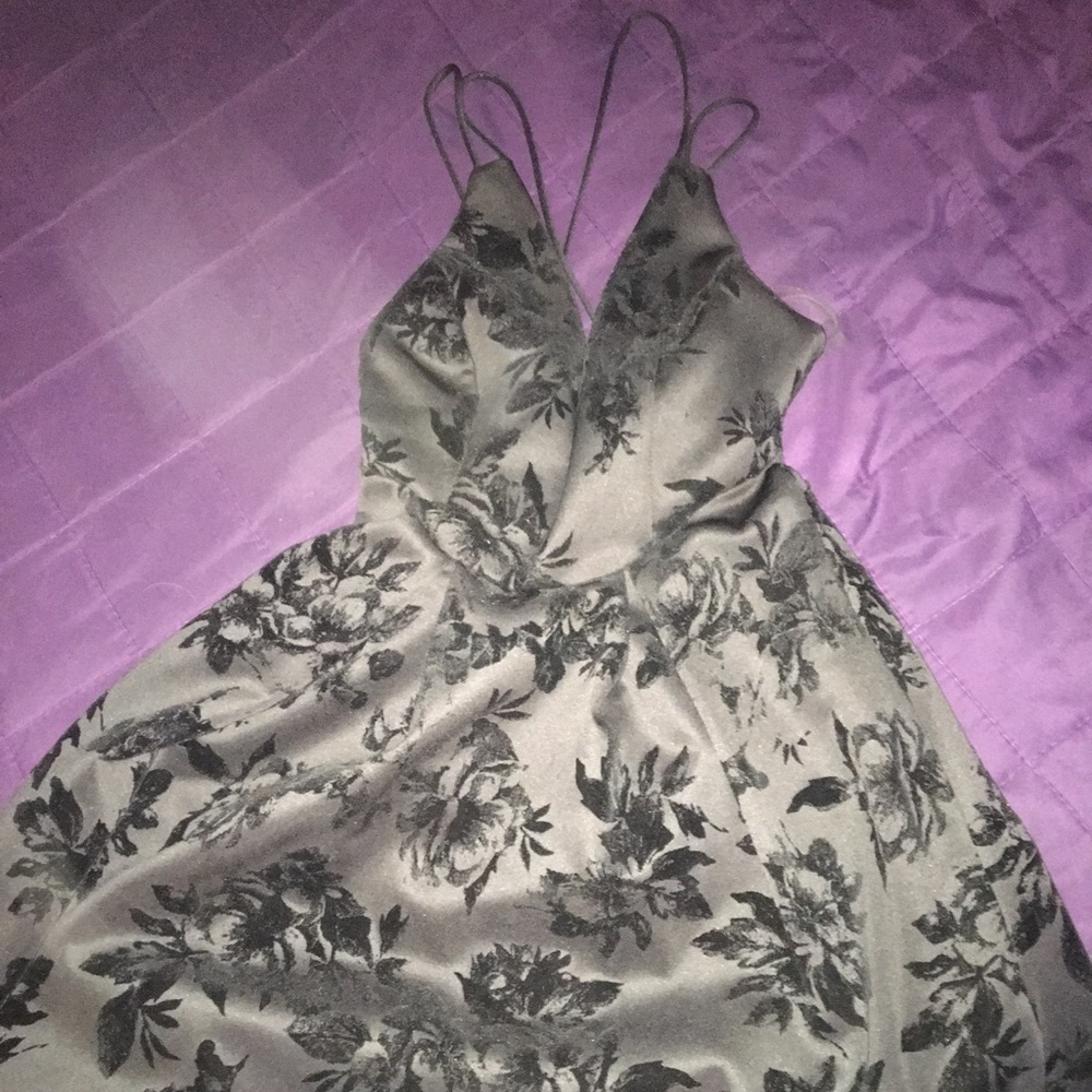 Black floral medium dress